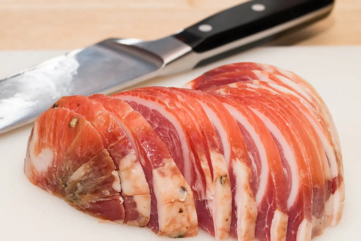 panceta cortada en lonchas